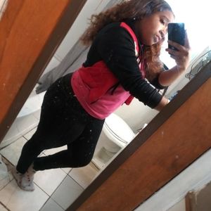 Meet your Posher, Lanice